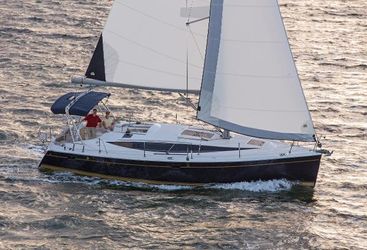 37' Marlow-hunter 2016 Yacht For Sale